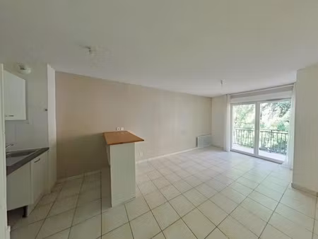 location appartement 2 pièces 42.05 m² à romans-sur-isere (26100)  550 €
