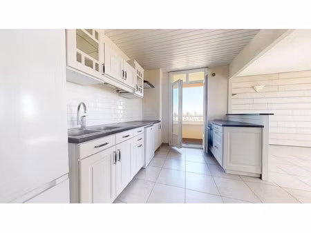 location appartement 2 pièces 60.86 m² à villefranche-sur-saone (69400)  770 €