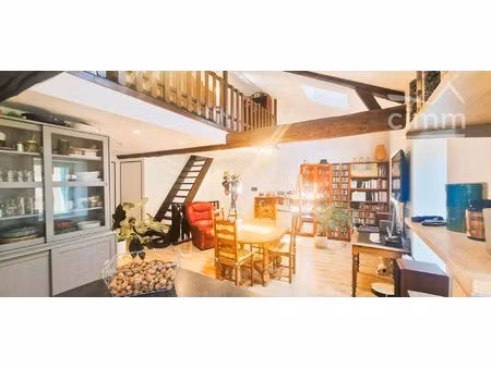 superbe duplex rénové de 101 35 m² au cœur de la tour-du-pin
