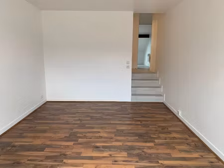 location appartement 2 pièces 29.4 m² à palaiseau (91120)  795 €