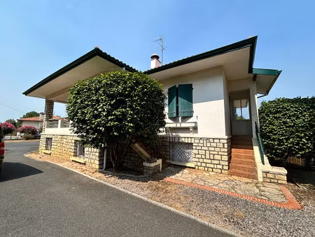 vente appartement 4 pièces  115.00m²  soustons