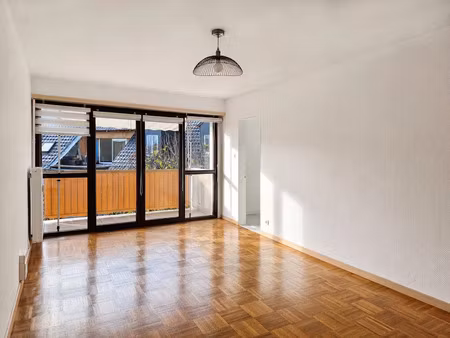 location appartement 3 pièces 79.47 m² à strasbourg (67000)  1 050 €