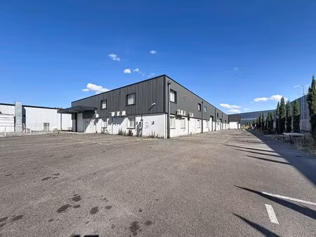 plaisance du touch  local de 1800 m².
