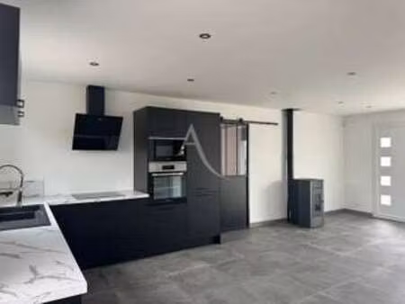 vente maison à chaillé-les-marais (85450) : à vendre / 77m² chaillé-les-marais
