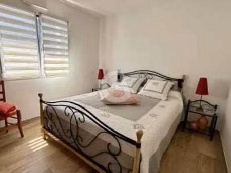 vente maison à saint-vincent-sur-jard (85520) : à vendre / 120m² saint-vincent-sur-jard