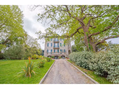 appartement 3 pièce(s) 62.78 m2 avec place de parking