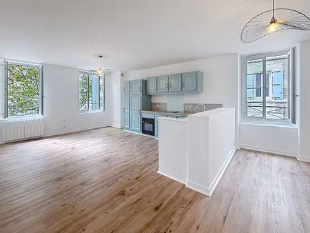 appartement rénové centre-ville