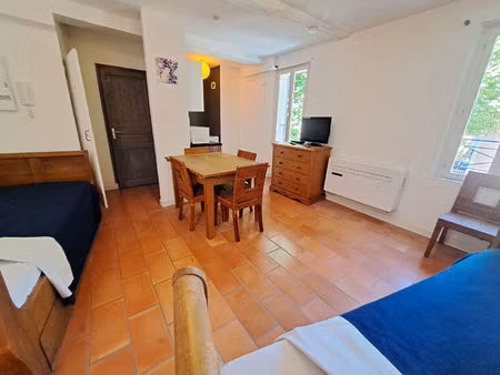 appartement t2 en duplex au coeur du village