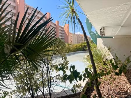 superbe 2 pièces traversant avec vaste terrasse – fréjus plage – prestations de standing