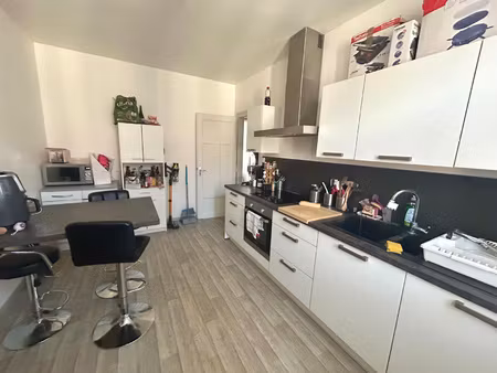 à louer f2 de 55 11 m2 avec garage à mulhouse