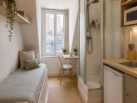 paris 8e - ternes- ensemble de deux chambres non mitoyennes de 6 66 m2 et 7 03 m2-