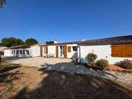 vente maison au loroux-bottereau (44430) : à vendre / 139m² le loroux-bottereau