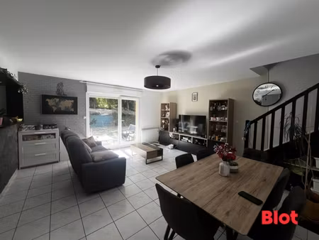 a vendre par blot immobilier - orgeres - appartement t3 - 67 m²