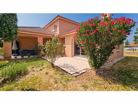 maison à vendre 5 pièces  4 chambres avec jardin et garage à laloubere (65)