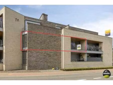 instapklaar appartement met 2 slaapkamers en royale terra...