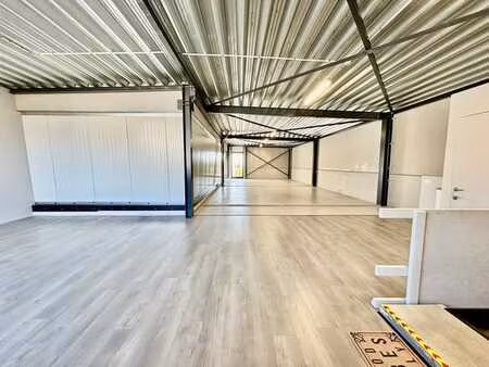 polyvalente ruimte van ong. 155 m² te huur te lendelede