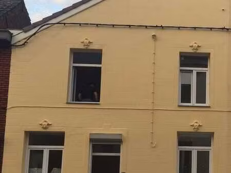 maison 3 ch + bur + cour soignies