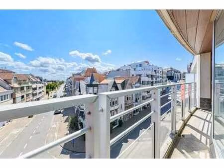 appartement spacieux de trois chambres près de la lippenslaa