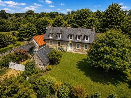 maison rouge
