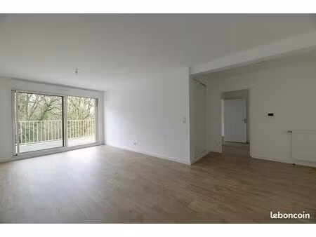 appartement 3 pièces 64 m²