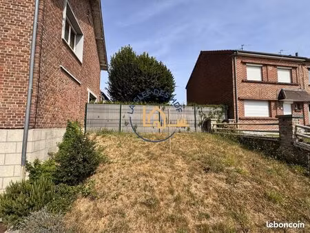 terrain 185 m² harnes