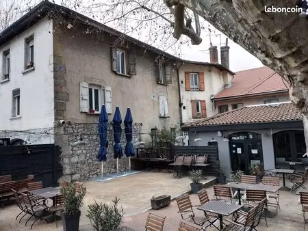 immeuble 833 m² grenoble