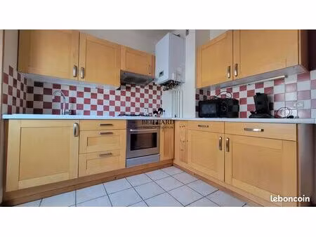 appartement 4 pièces 77 m²