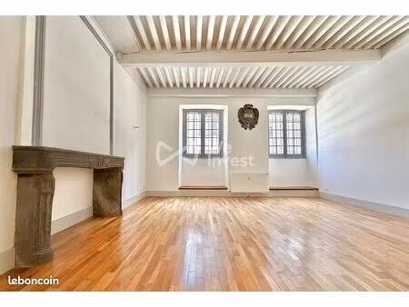 appartement 1 pièce 45 m²