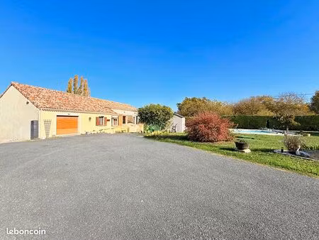 propriété en viager 4 pièces 188 m²