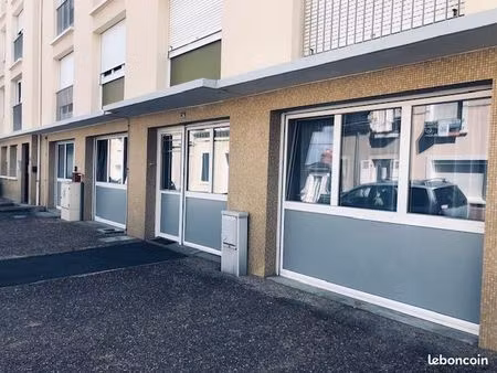 appart f3 - 92 m2 refait a neuf -rue de la fuie