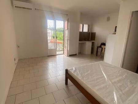 studio cosy de 25m² -edf et eau compris - rdp09