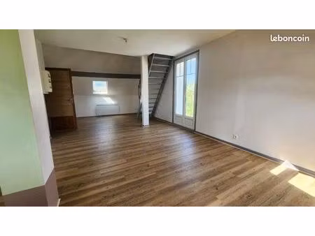 à louer f1 duplex arches
