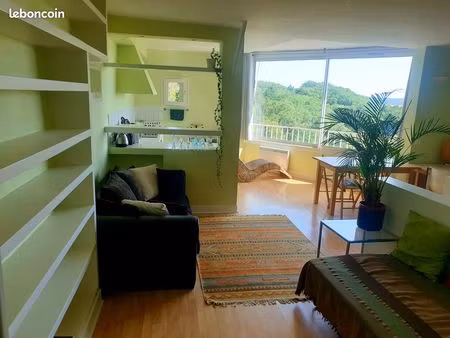 au cœur des yvelines  vue exceptionnelle  meublé