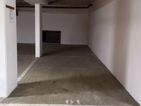 double place de parking privative en enfilade - résidence villa joséphine