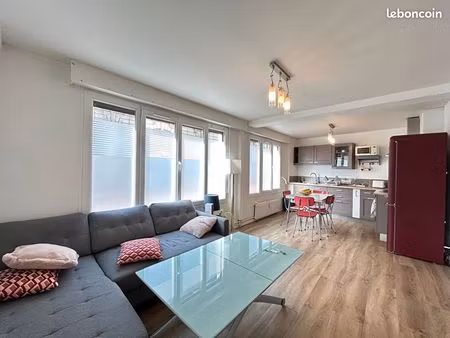 appartement 3 pièces 63 m²