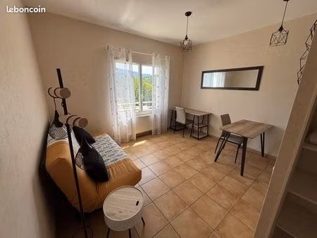 à louer – studio meublé 22 m² – idéal étudiant
