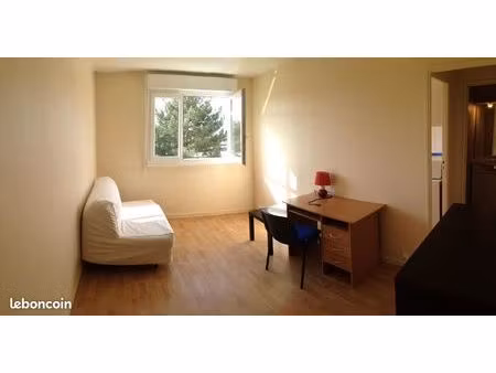 loue appartement meublé de 28m² - proximité faculté et commerces