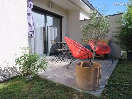 maison-appart meuble neuf avec clim  wifi  terrasse  jardinet et parking
