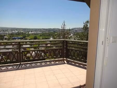 location t3 onet le chateau sans frais d'agence