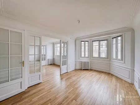paris xvi - rue poussin - superbe 6 pieces 3/4 chambres - parking - quartier auteuil