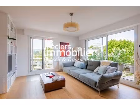 appartement 6p/4ch de 124 76m2  dernier étage  grande terrasse  cave  stationnements  allé