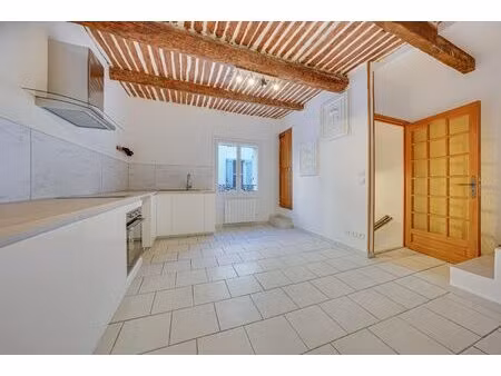 maison de village t2 avec garage – saint-chamas
