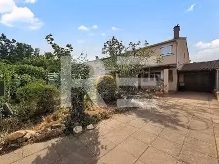 sous offre : maison 4 ch avec jardin et garage à caissargues