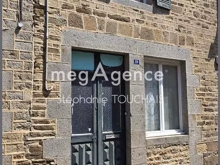 maison en pierre 6 m²  4 pièces
