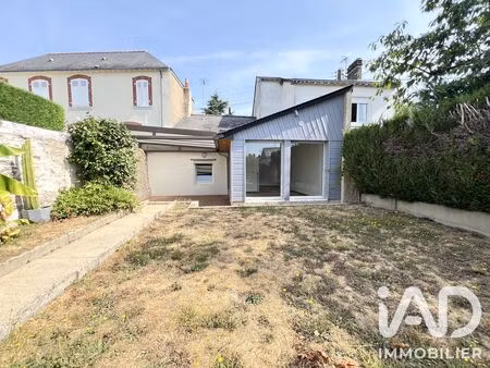 maison de ville à laval (53000)