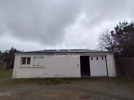 dépendance avec studio et garage à rénover – fort potentiel !