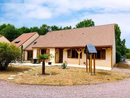 pavillon 186m² en forêt : 5 ch. sur plus de 2000m²