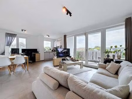 lumineux appartement avec terrasse plein sud