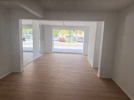local commercial à vendre  strombeek-bever