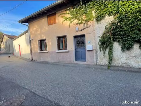 appartement t2 meublé de 48 m² – 799 /mois